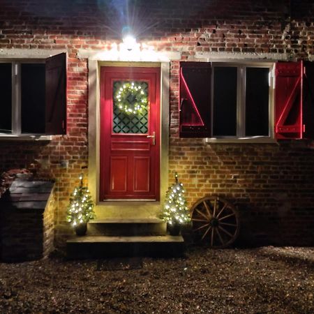 Uw Eigen Boerderij Bij Le Moulin De La Place Hargicourt Экстерьер фото